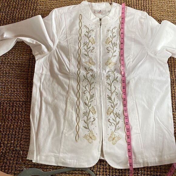 NWT! Quacker Factory White Full Zip Embroidered and Bling Jacket - Picture 12 of 12